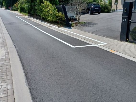 Editiepajot_bart_devill___parkeervakken_centrum_dworp