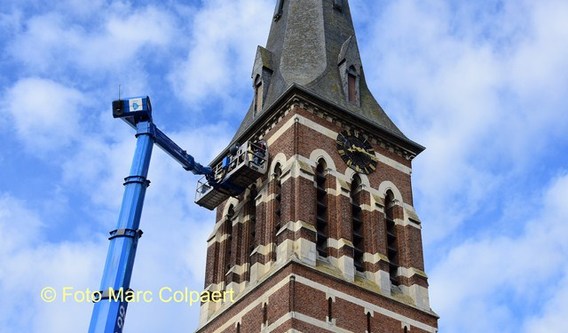 Editie_galmaarden_kerk_uurwerk_4__kopie_