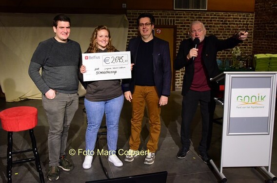 Editie_gooik_cheque_kampioenen_3__kopie_