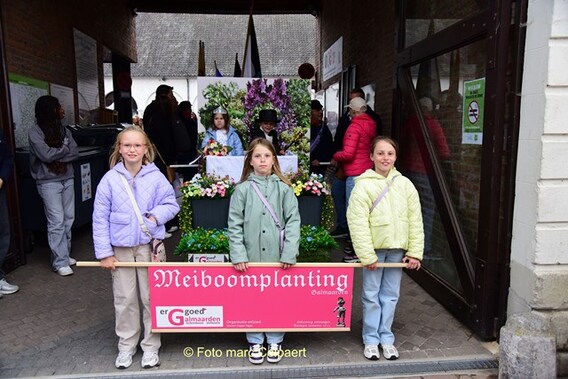 Editie_galmaarden_kermis_meiboom_3__kopie_