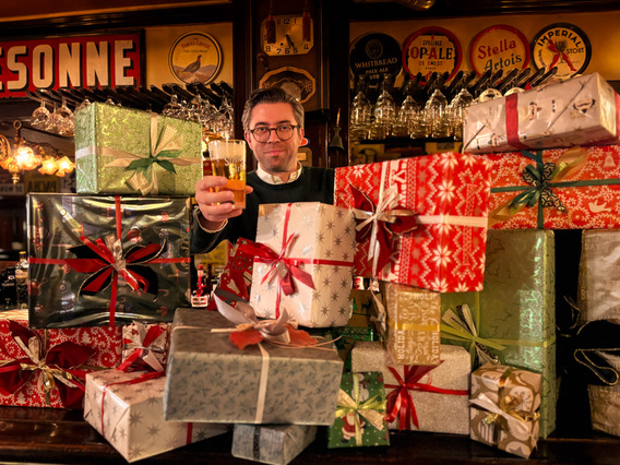 Secretsanta_cafe__ragtime2025