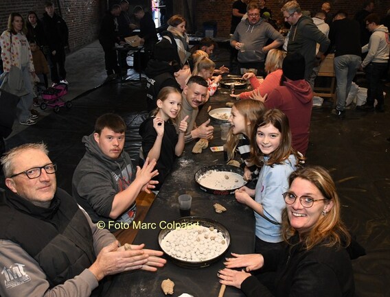 Editie_galmaarden_pauwel_rollen_broodjes_6__kopie_