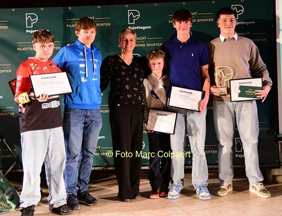 Editie_gooik_huldiging_kampioenen_belofte_jongen_2__kopie_