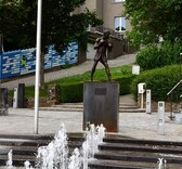 Editie_geraardsbergen_standbeeld_tarzan_2__kopie__nieuwsbrief