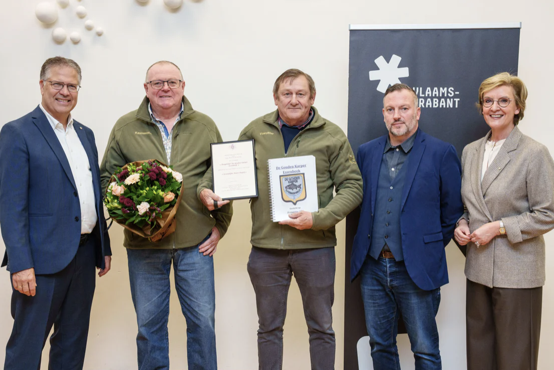 Hengelclub De Gouden Karper Essenbeek uit Halle: