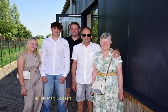 De familie De Mecheleer.- Foto Marc Colpaert
