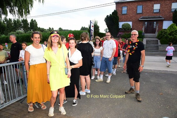 Soms was het aanschuiven aan de kassa.- Foto Marc Colpaert