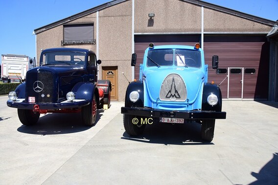 Er waren ook enkele oldtimers.- Foto Marc Colpaert