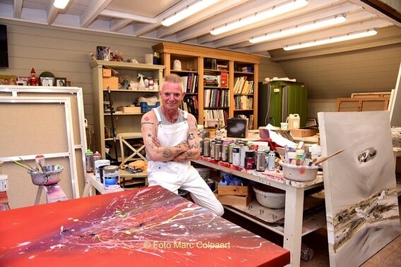 Thierry in zijn atelier.- Foto Marc Colpaert