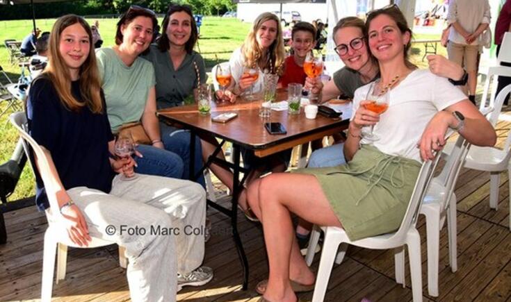 De dames hadden er zin in.- Foto Marc Colpaert 