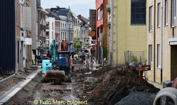 Werken in de Burchtstraat.- Foto Marc Colpaert