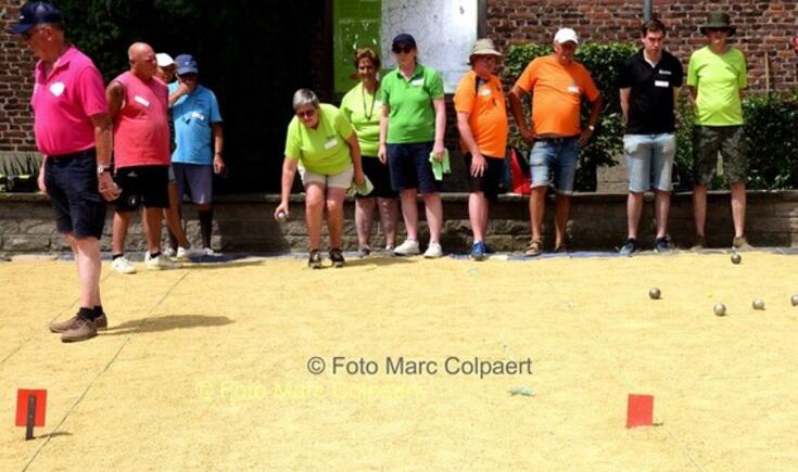 Samen sporten in Herfelingen.- Foto Marc Colpaert