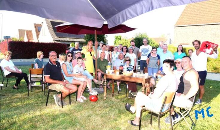 Buurtfeest in de Flieterkouter.- Foto Marc Colpaert