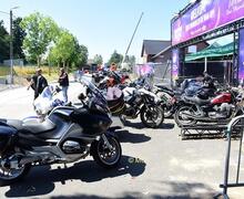 Heel wat motoren in Herfelingen.- Foto Marc Colpaert