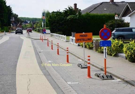 Extra paaltjes voor meer veiligheid.- Foto Marc Colpaert