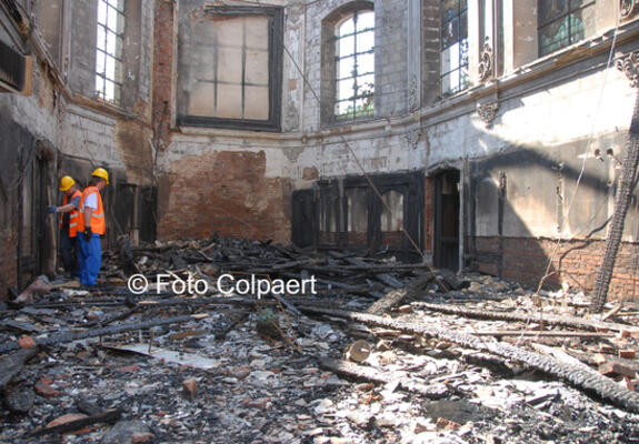 De kerk na de brand in 2008.- Foto Marc Colpaert