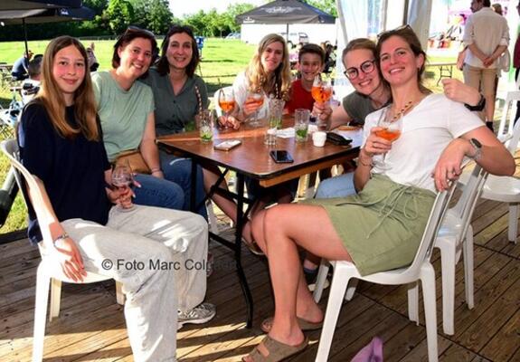 De dames hadden er zin in.- Foto Marc Colpaert 