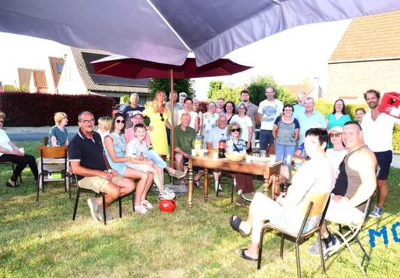 Buurtfeest in de Flieterkouter.- Foto Marc Colpaert