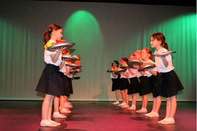 2008-03-21dansenkoetshuis2