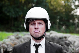 Editiepajot_ingezonden_05-30_micha__l_van_peel_per_vespa