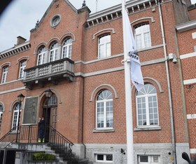 Edurueoajit_lennik_gemeentehuis_foto_merckx