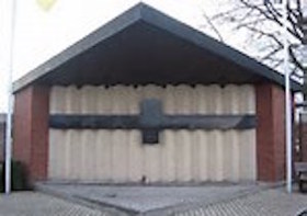 Oorlogsmonument_aan_begraafplaats_opwijk-centrum