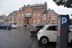 Markt_lennik