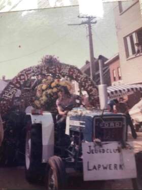 Lapwerk_tractor_wagen_1976